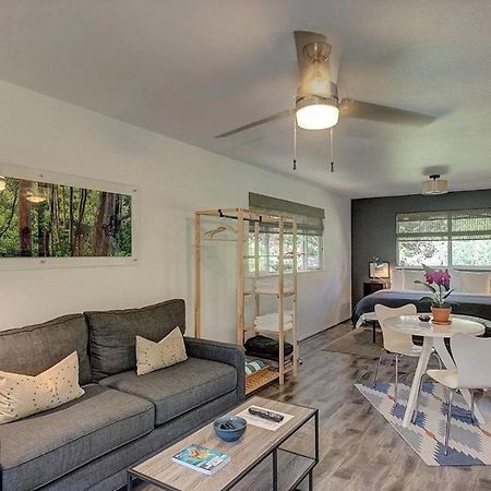 Volcano One - Modern Studio With Lanai Near Volcano National Park 외부 사진