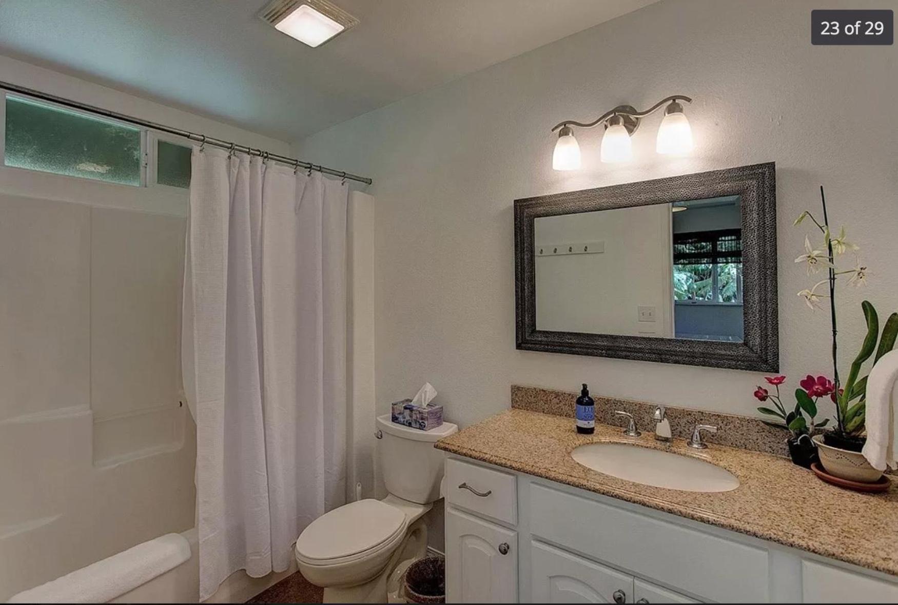 Volcano One - Modern Studio With Lanai Near Volcano National Park 외부 사진